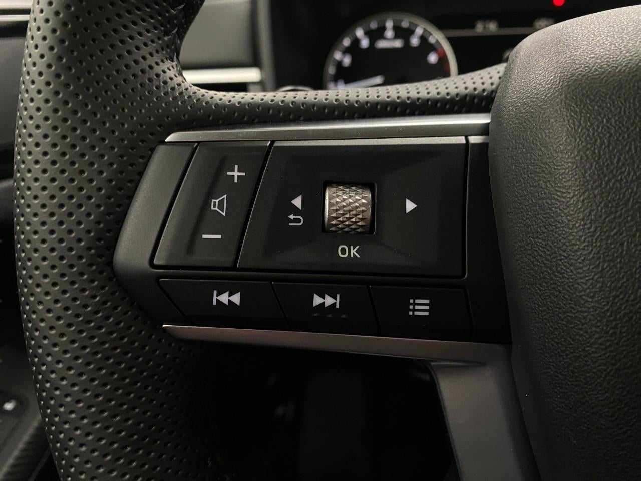 2026 Mitsubishi Outlander SE S-AWC