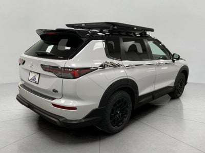 2026 Mitsubishi Outlander SE S-AWC