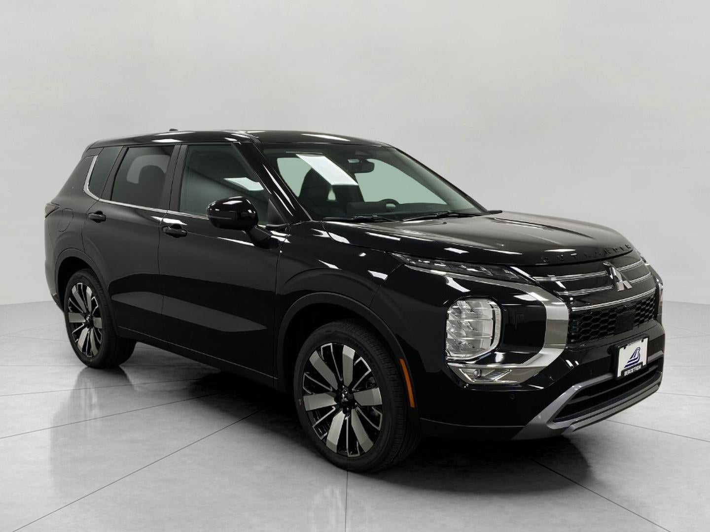 2026 Mitsubishi Outlander SE S-AWC