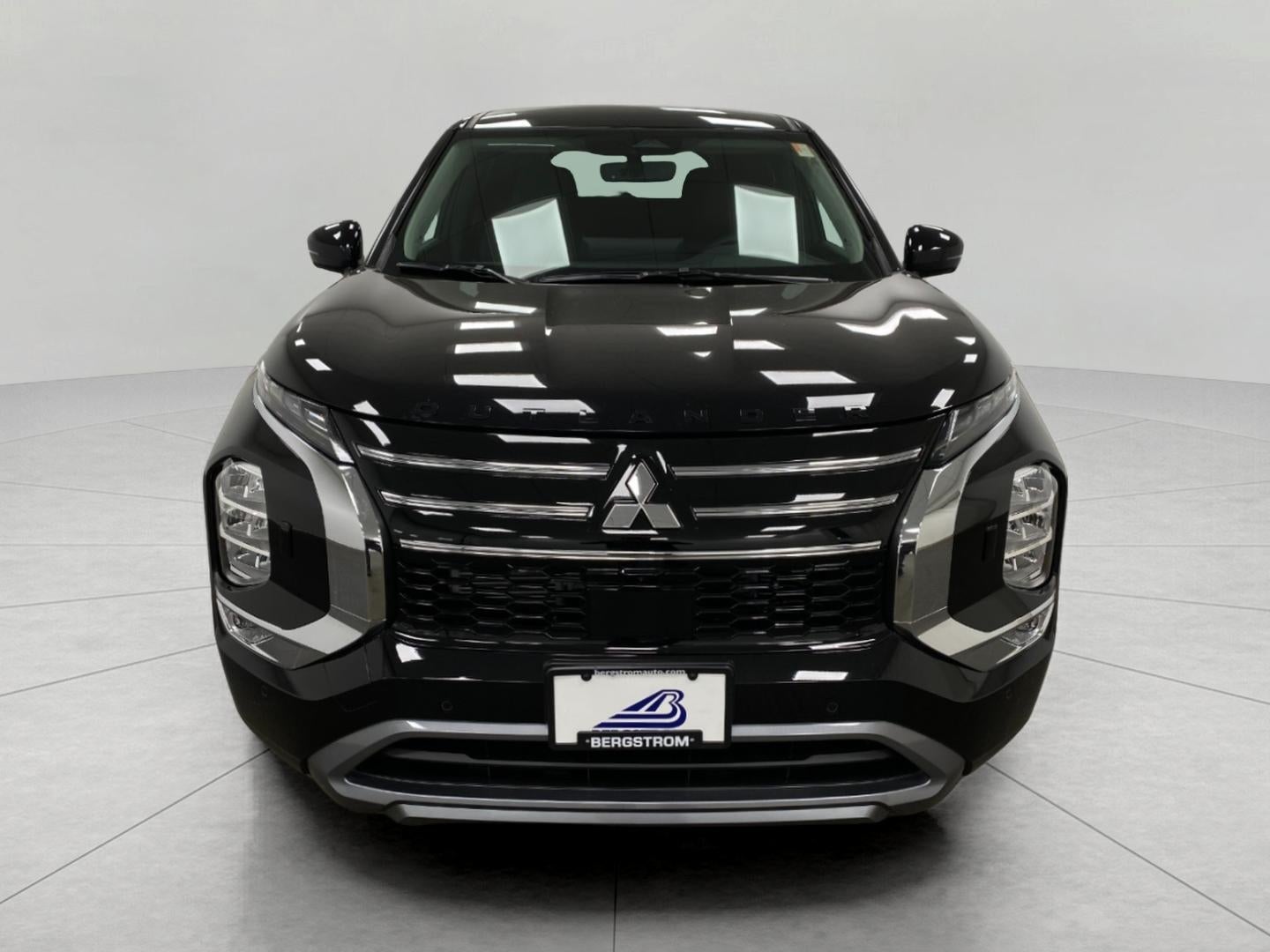 2026 Mitsubishi Outlander SE S-AWC