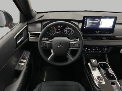 2026 Mitsubishi Outlander LE S-AWC