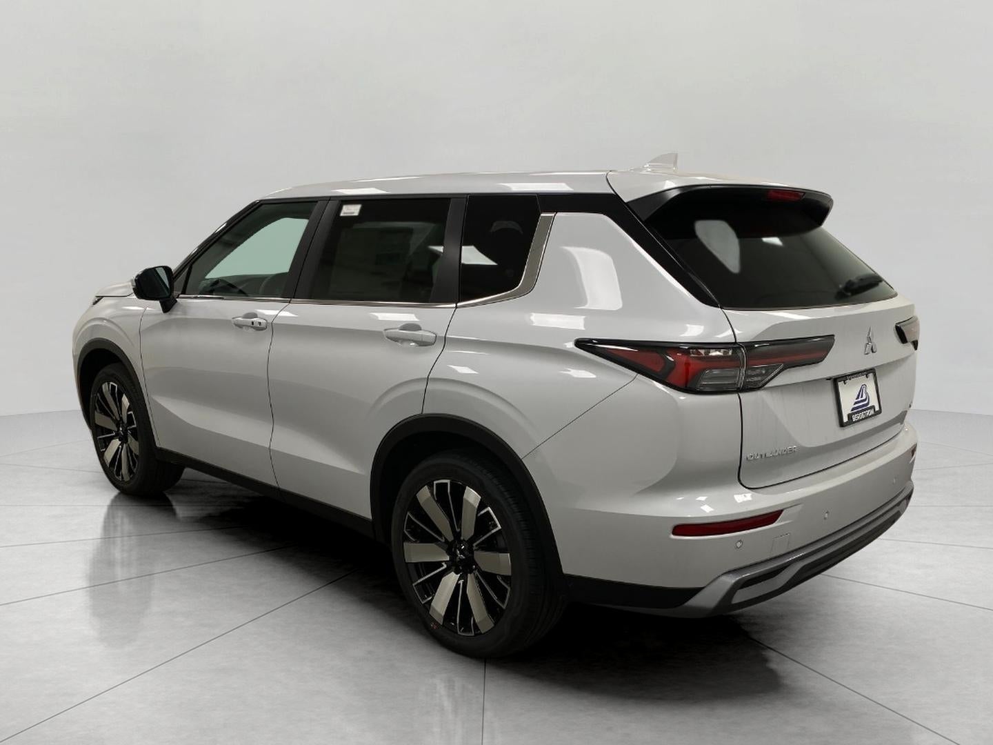 2026 Mitsubishi Outlander SE S-AWC