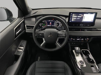 2026 Mitsubishi Outlander LE S-AWC