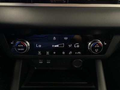 2026 Mitsubishi Outlander LE S-AWC