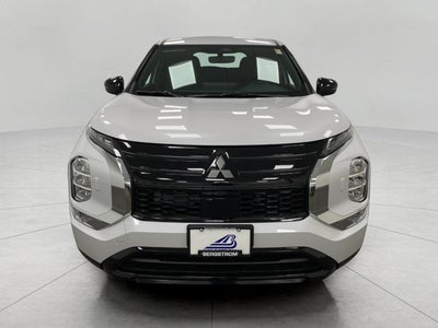 2026 Mitsubishi Outlander LE S-AWC