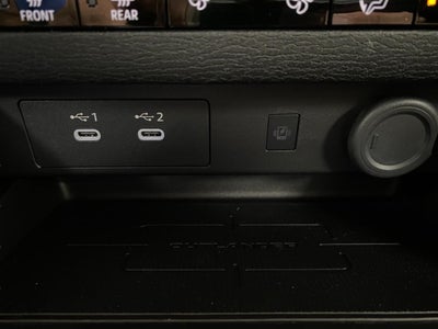 2026 Mitsubishi Outlander Plug-In Hybrid SE S-AWC