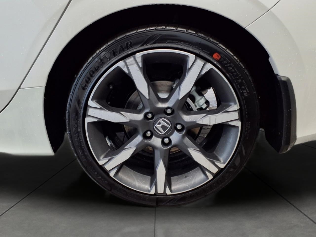 2026 Honda Civic Hatchback Hybrid Sport Touring CVT