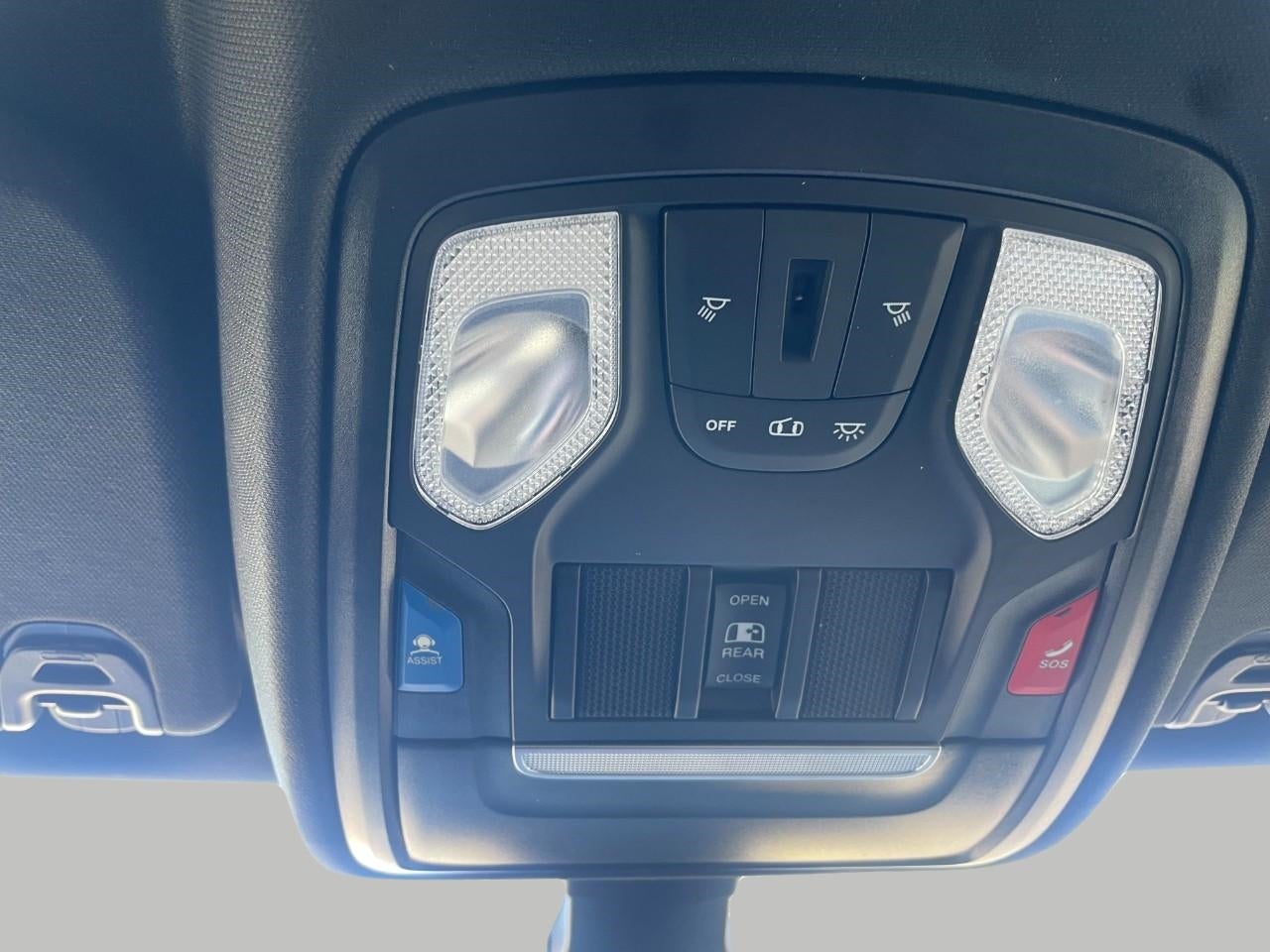 2023 RAM 1500 CREW CAB