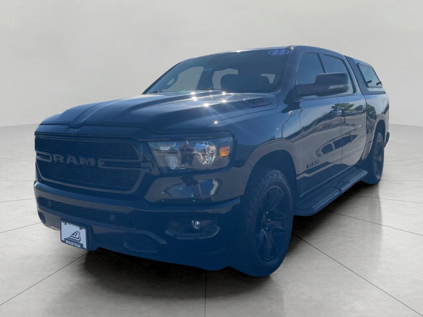 2023 RAM 1500 CREW CAB