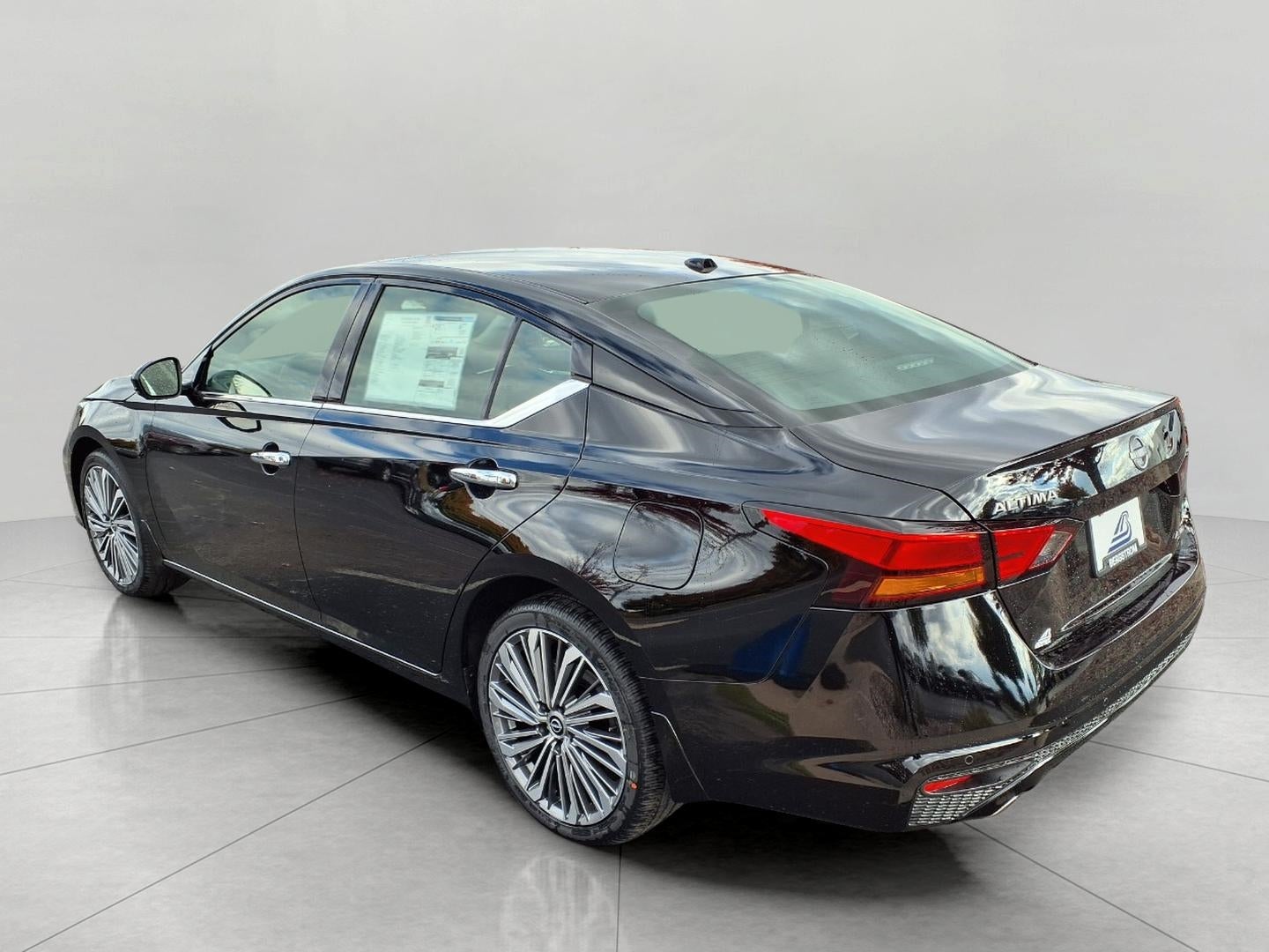 2025 Nissan Altima SL