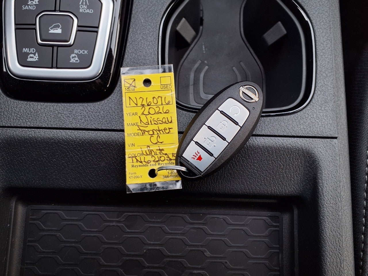 2026 Nissan FRONTIER CREW CAB