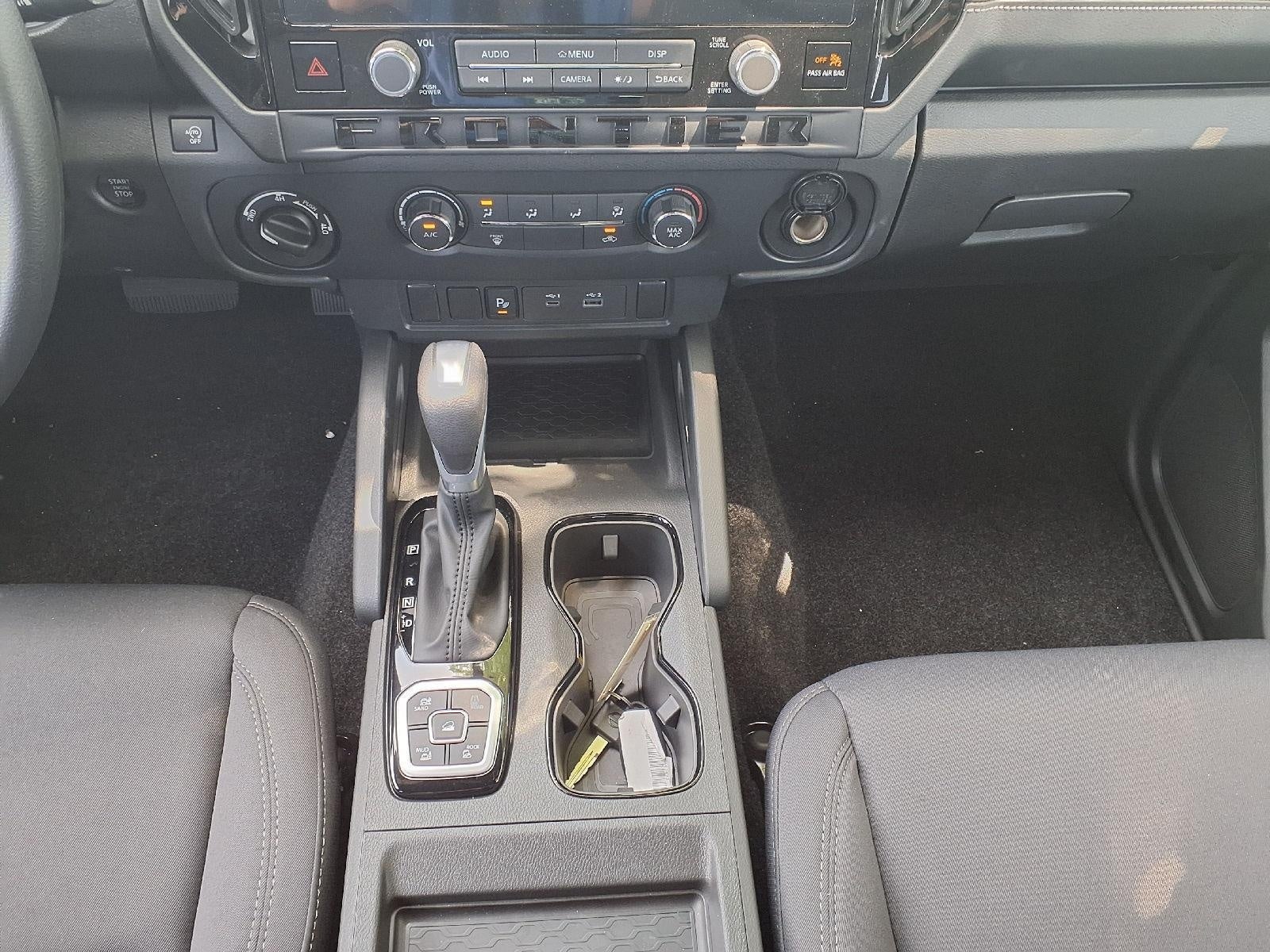 2026 Nissan Frontier Crew Cab SV