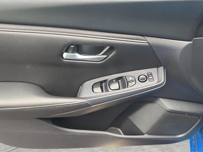 2025 Nissan Sentra SV CVT