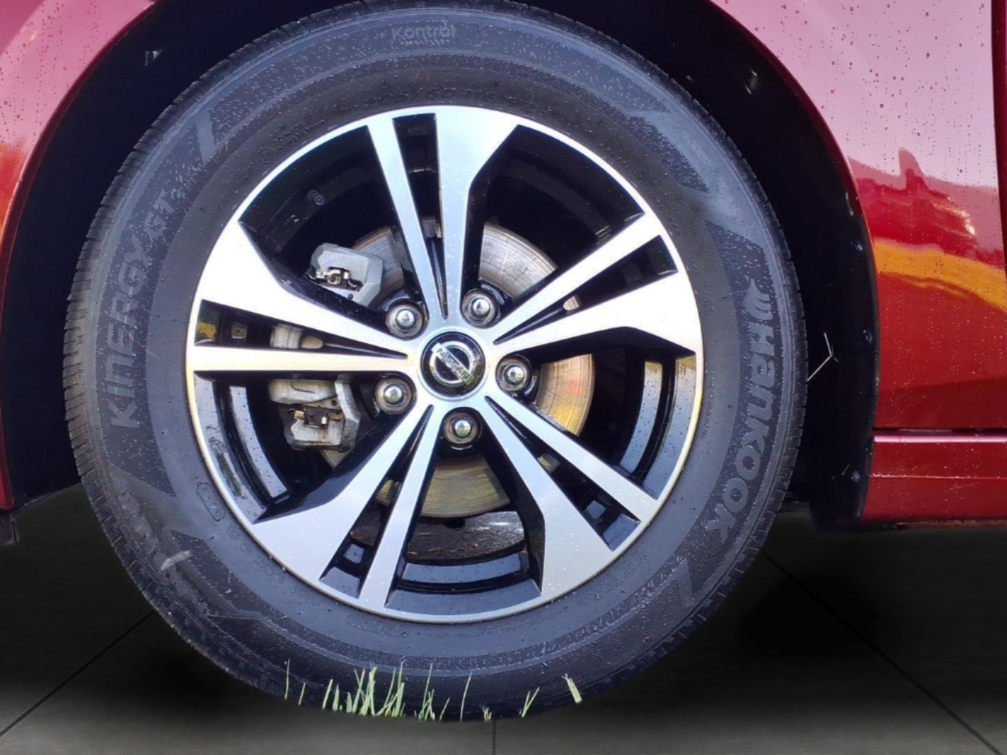2023 Nissan Sentra SV CVT