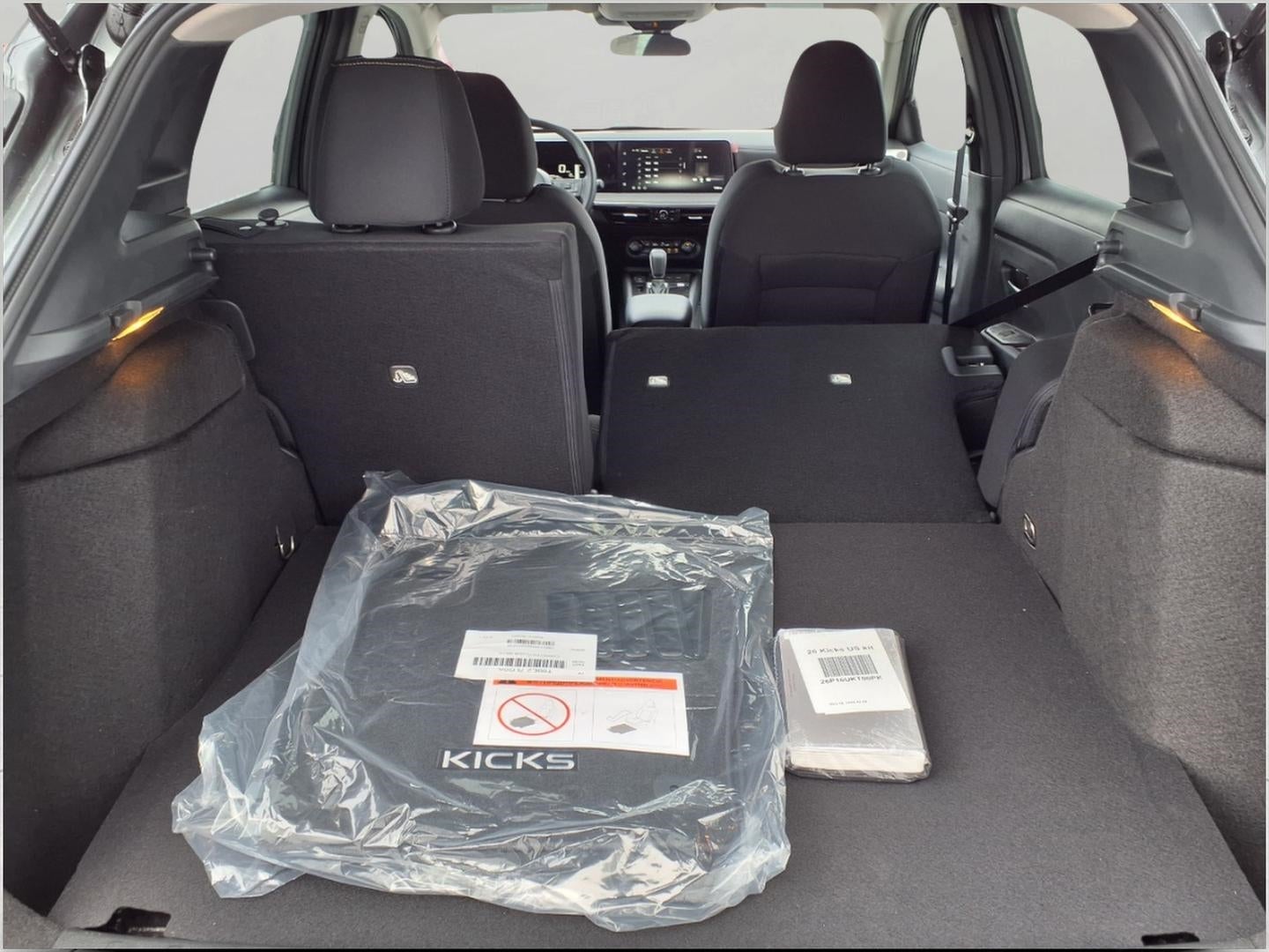 2026 Nissan Kicks SV