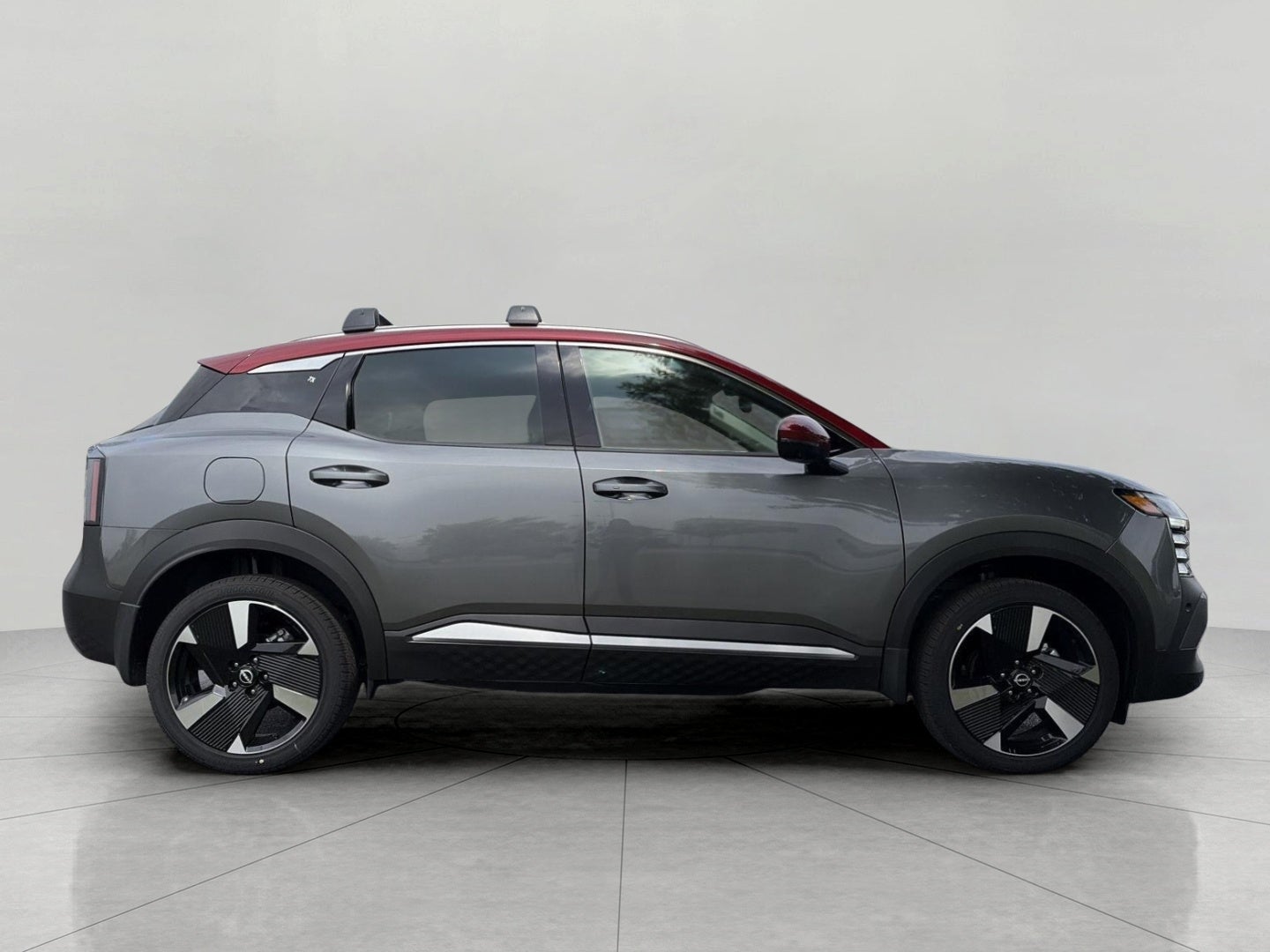 2026 Nissan Kicks SR AWD