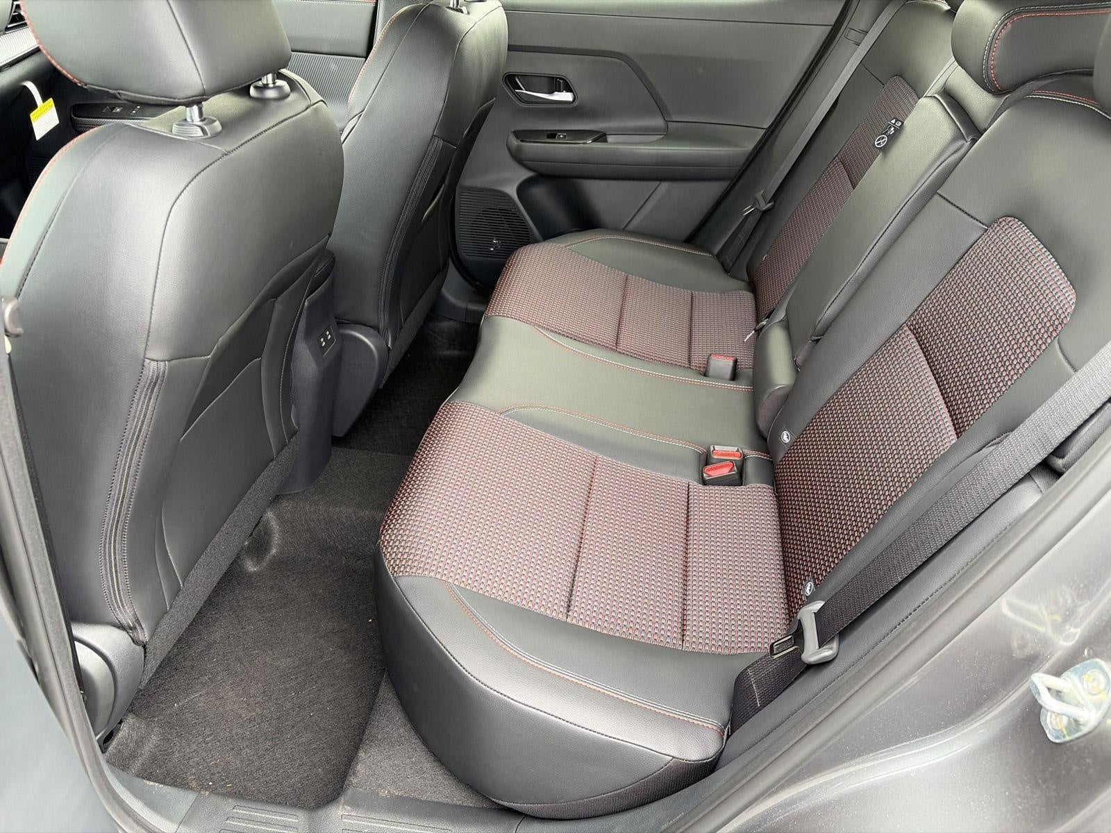 2026 Nissan Kicks SR AWD