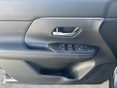 2026 Nissan Kicks SR AWD