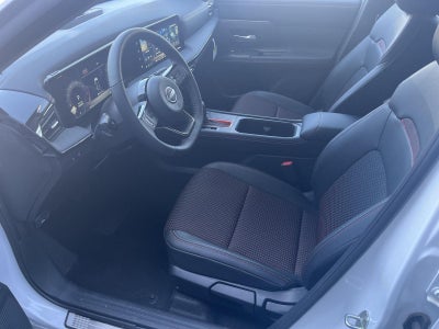 2026 Nissan Kicks SR AWD
