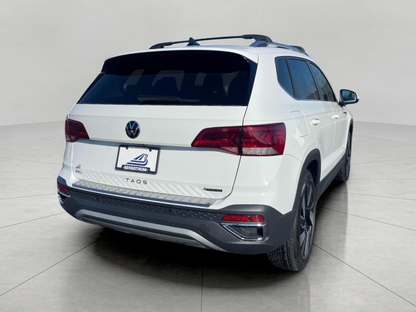 2024 Volkswagen Taos SEL 4MOTION