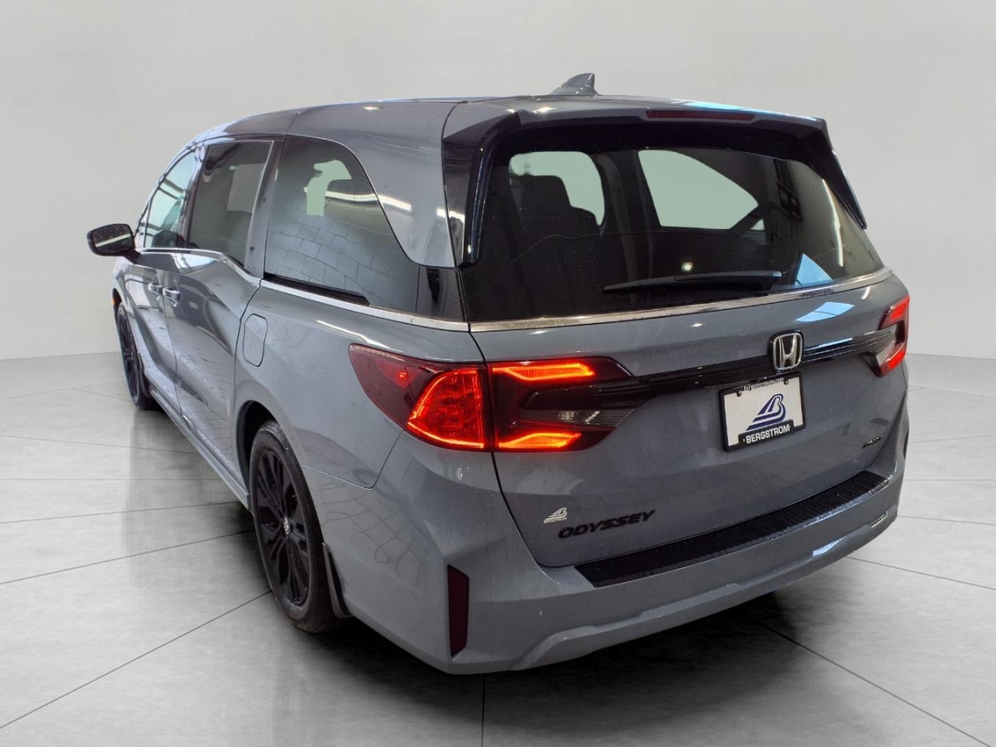 2026 Honda Odyssey Sport-L Auto