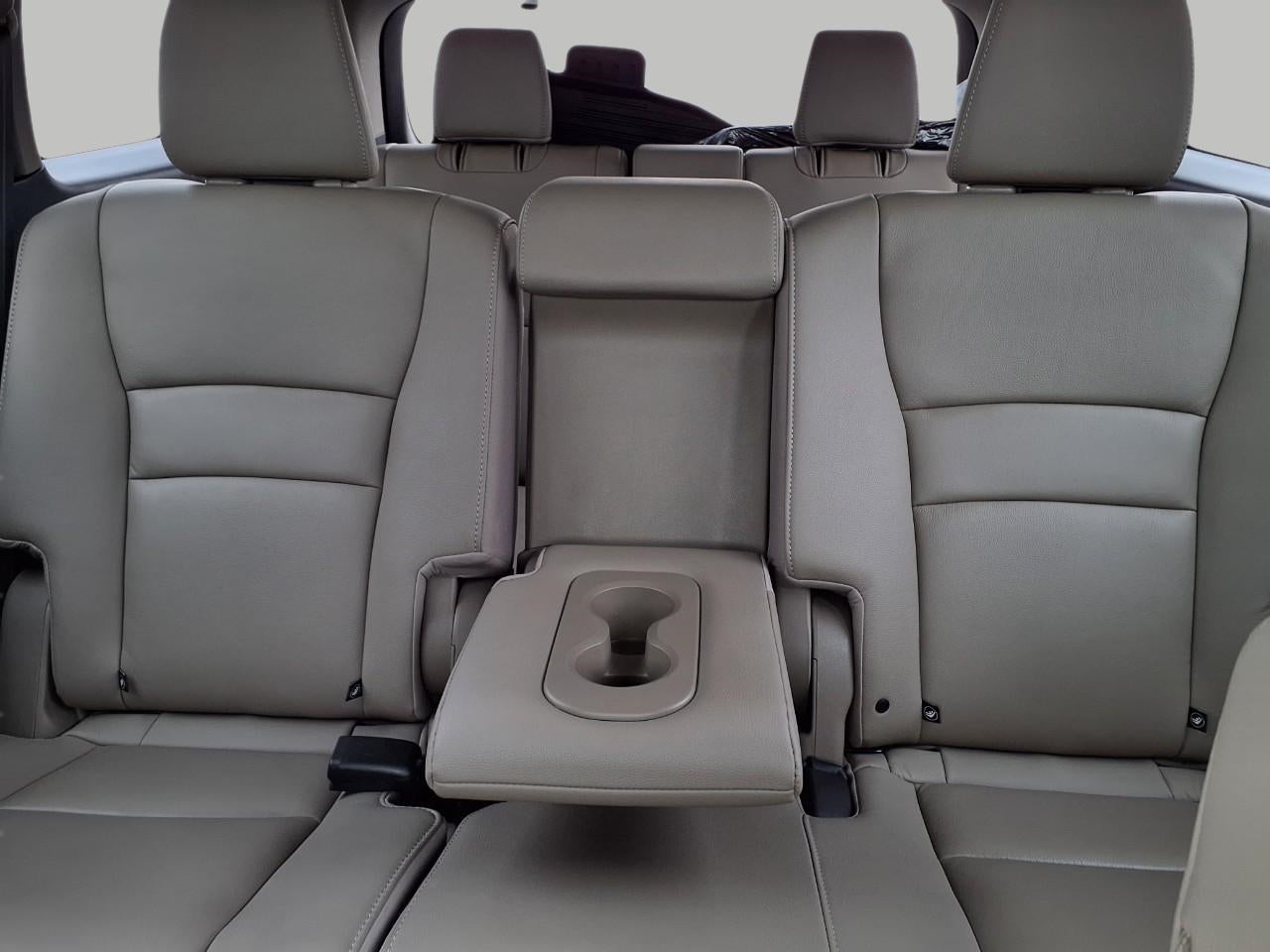 2021 Honda Pilot Touring 8-Passenger AWD