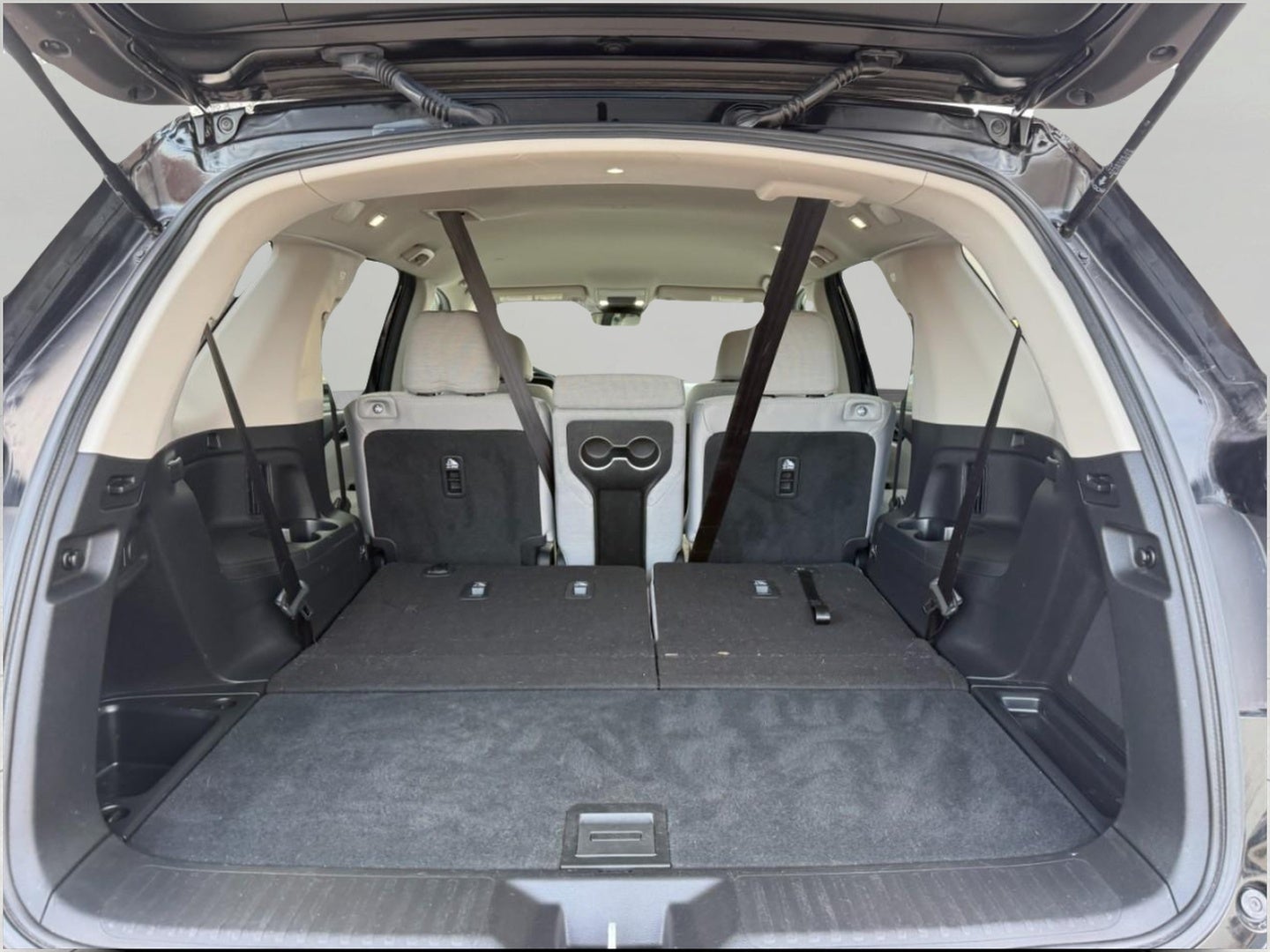 2023 Honda Pilot LX AWD