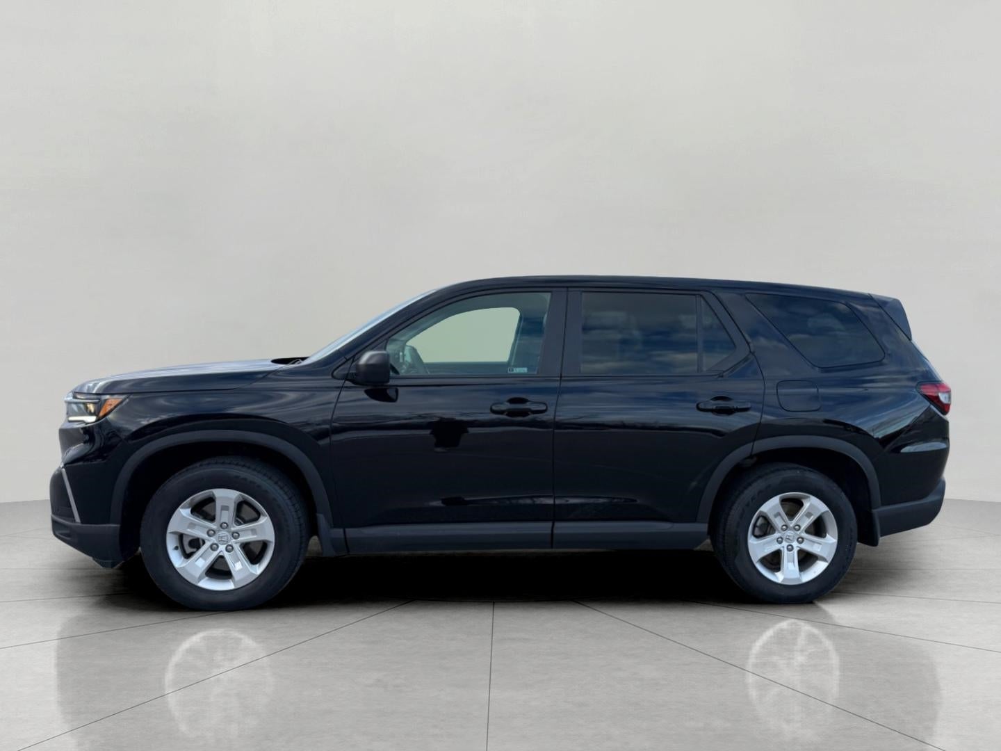 2023 Honda Pilot LX AWD