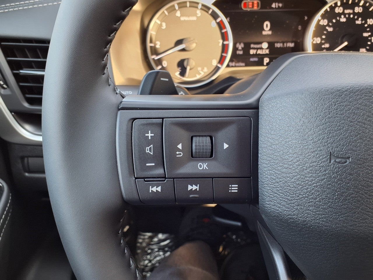 2026 Nissan Rogue Dark Armor™