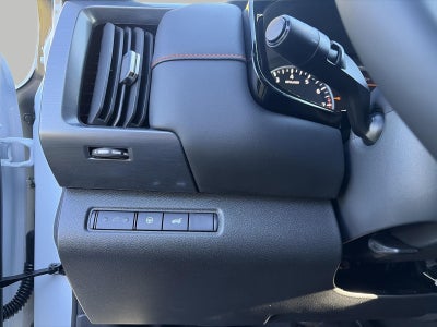 2026 Nissan Pathfinder SV 4WD