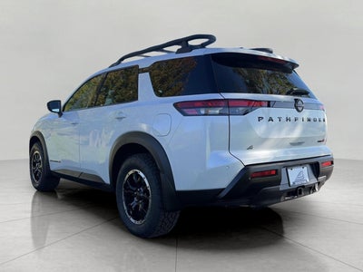 2026 Nissan Pathfinder SV 4WD
