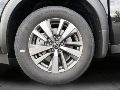 2026 Nissan Pathfinder SL 4WD