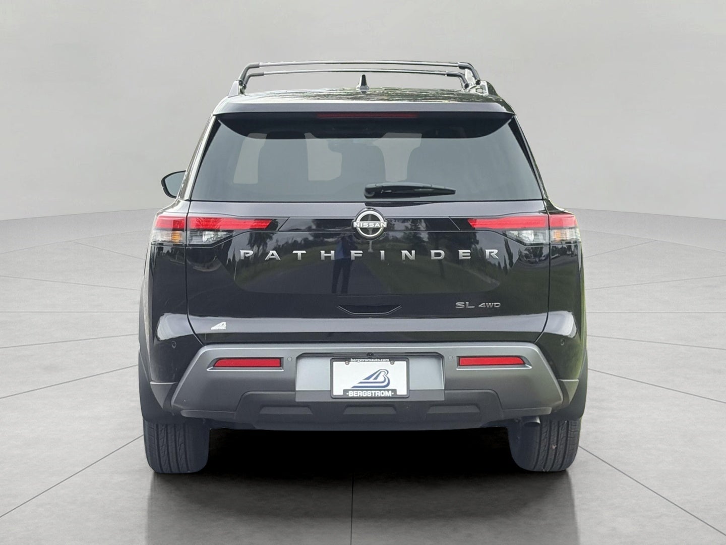 2026 Nissan Pathfinder SL 4WD
