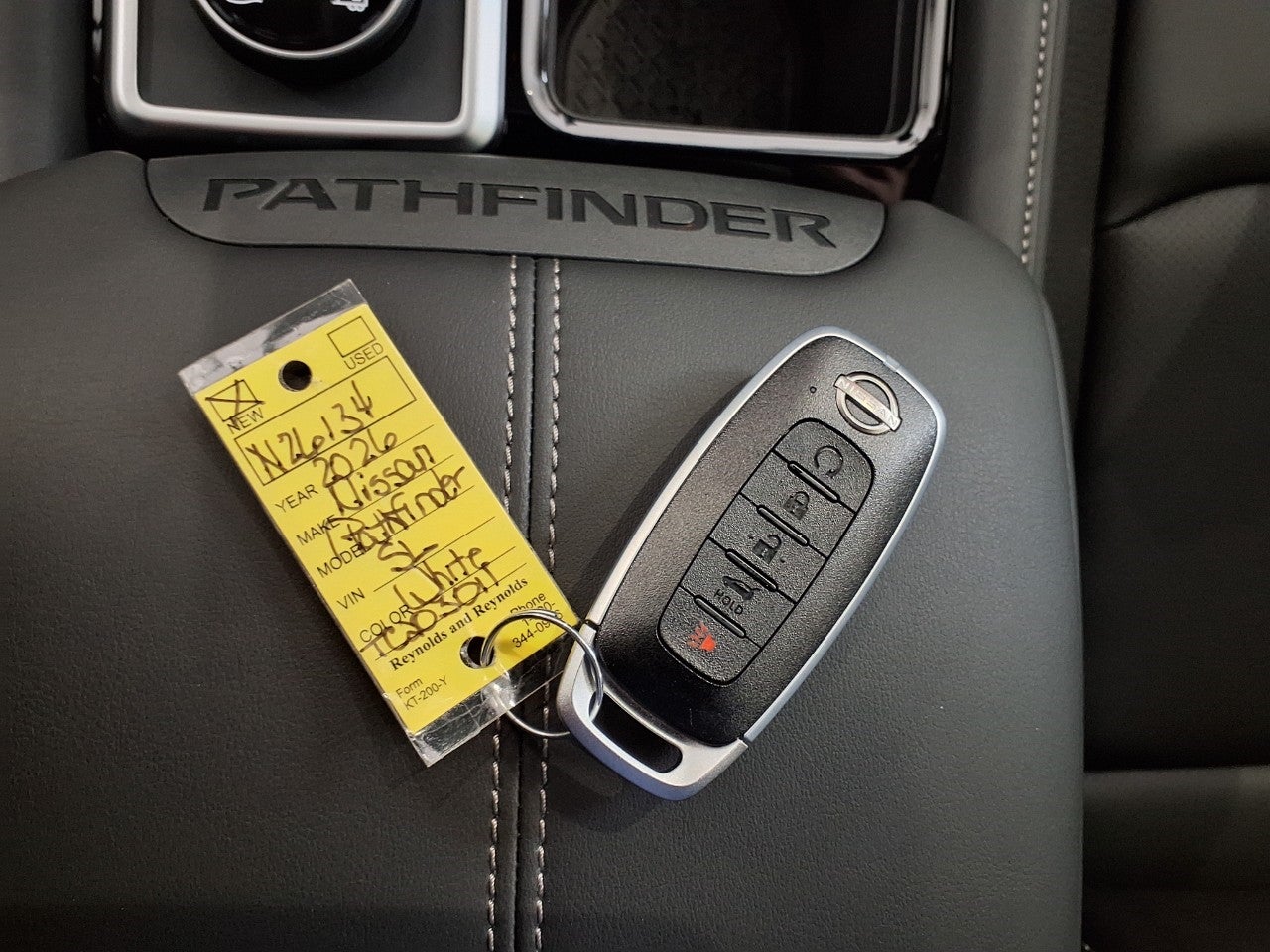 2026 Nissan Pathfinder SL