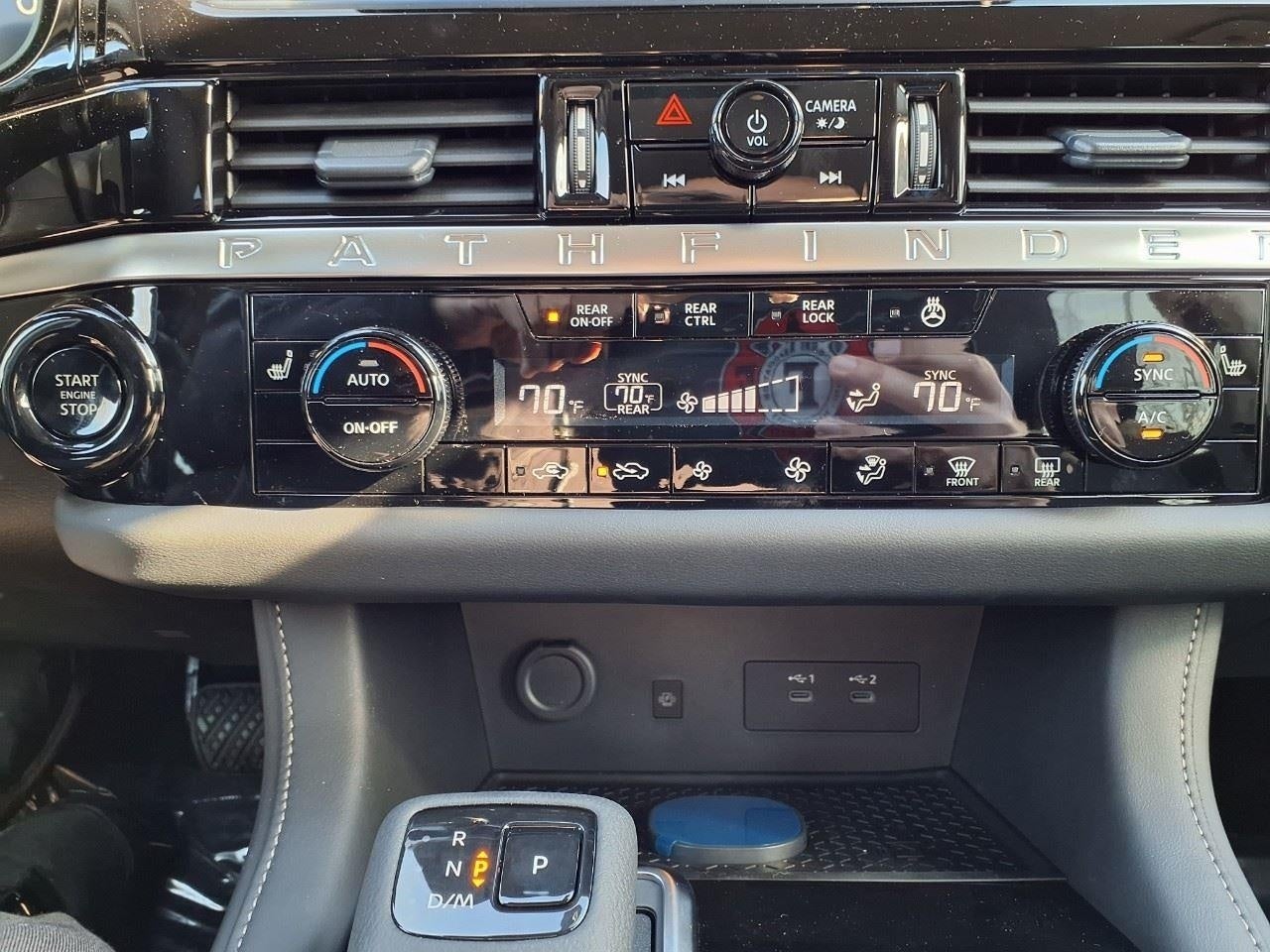 2026 Nissan Pathfinder SL