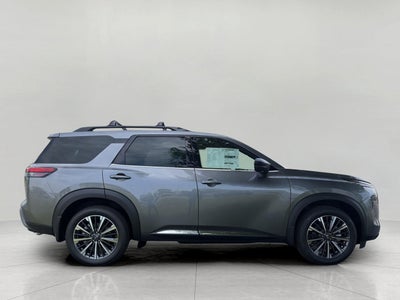 2026 Nissan Pathfinder Platinum 4WD