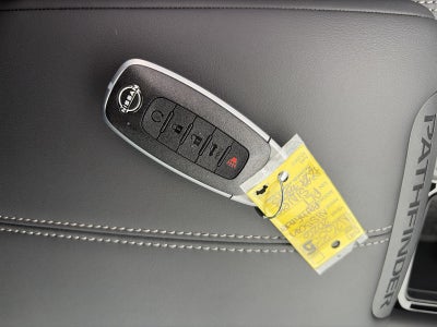 2026 Nissan Pathfinder Platinum 4WD