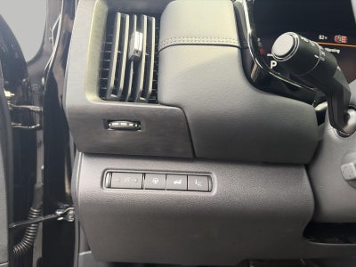 2026 Nissan Pathfinder Platinum 4WD