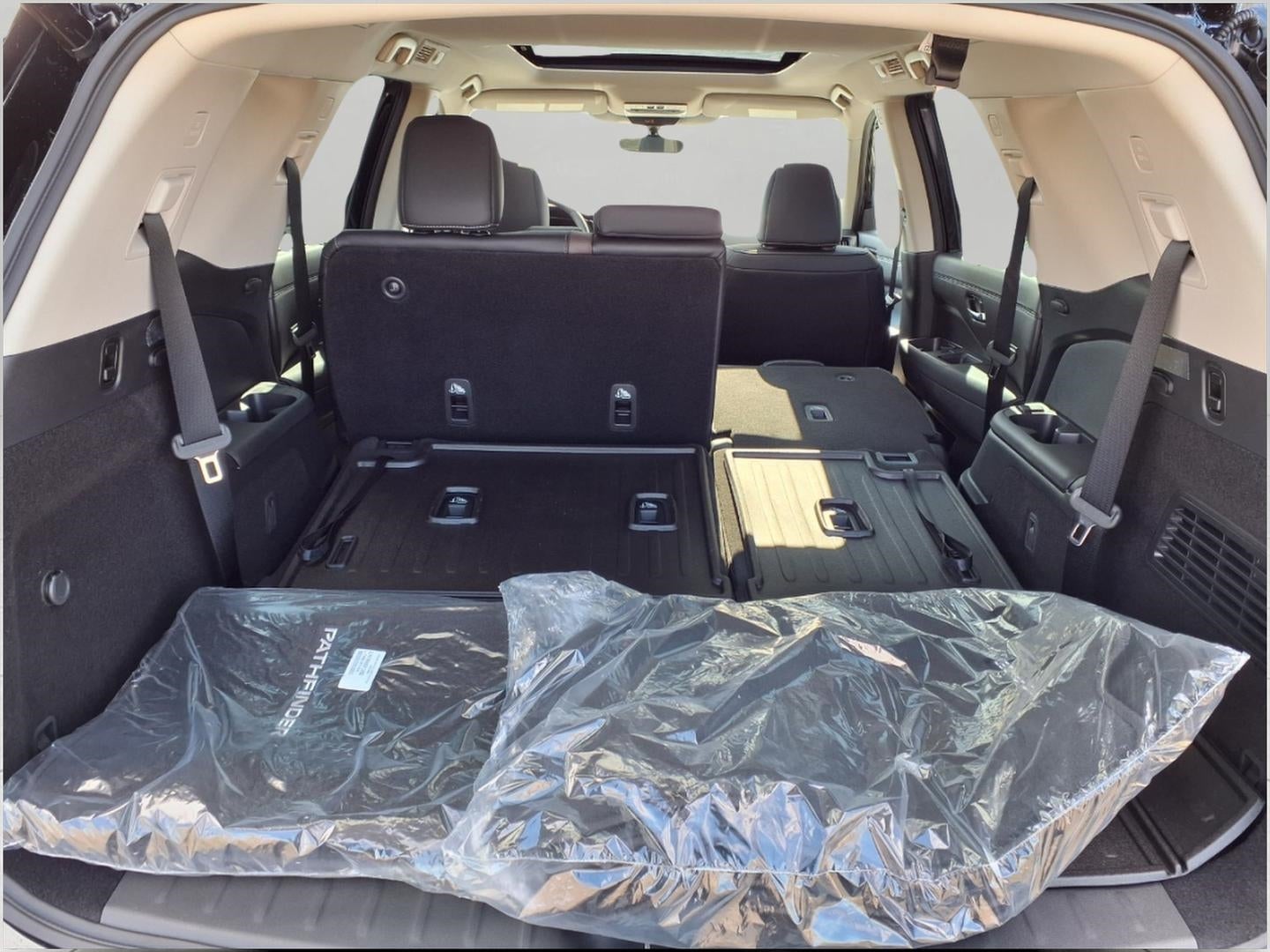 2026 Nissan Pathfinder Platinum 4WD