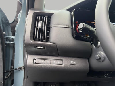 2026 Nissan Pathfinder Platinum 4WD