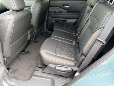 2026 Nissan Pathfinder Platinum 4WD