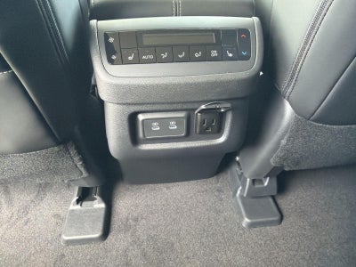 2026 Nissan Pathfinder Platinum 4WD