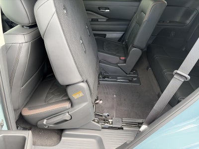 2026 Nissan Pathfinder Platinum 4WD