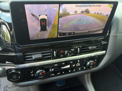 2026 Nissan Pathfinder Platinum 4WD