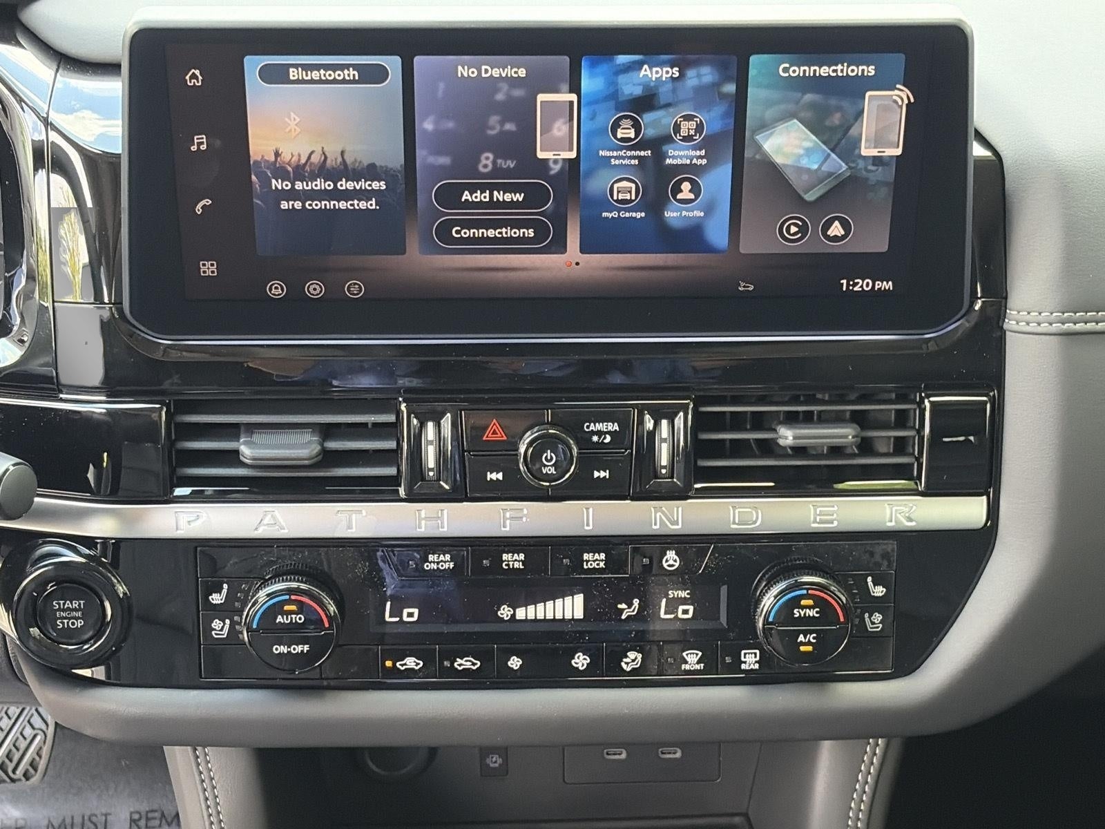 2026 Nissan Pathfinder Platinum 4WD