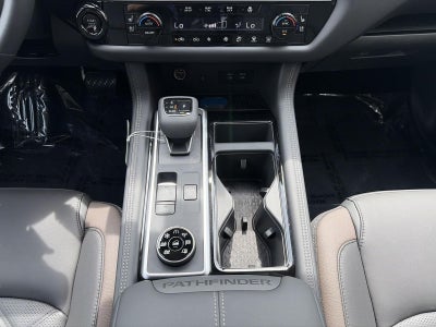 2026 Nissan Pathfinder Platinum 4WD