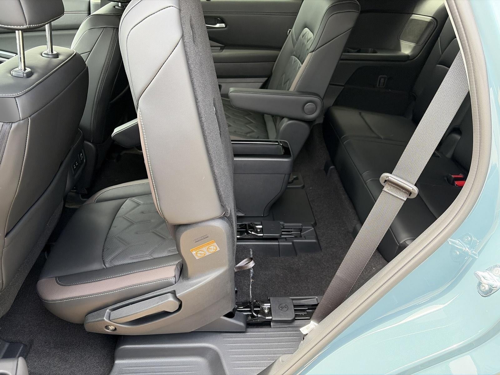 2026 Nissan Pathfinder Platinum 4WD