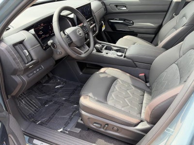 2026 Nissan Pathfinder Platinum 4WD