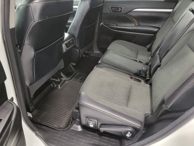 2018 Toyota Highlander LE V6 AWD