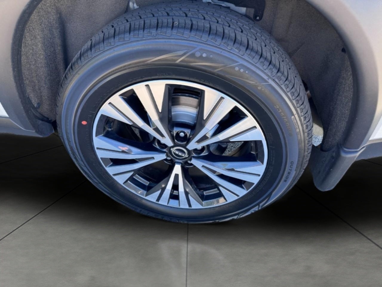 2023 Nissan Rogue AWD SV
